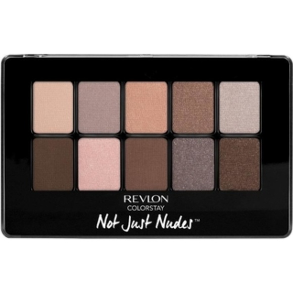 NWT- Revlon Eyeshadow Palette - Picture 1 of 1